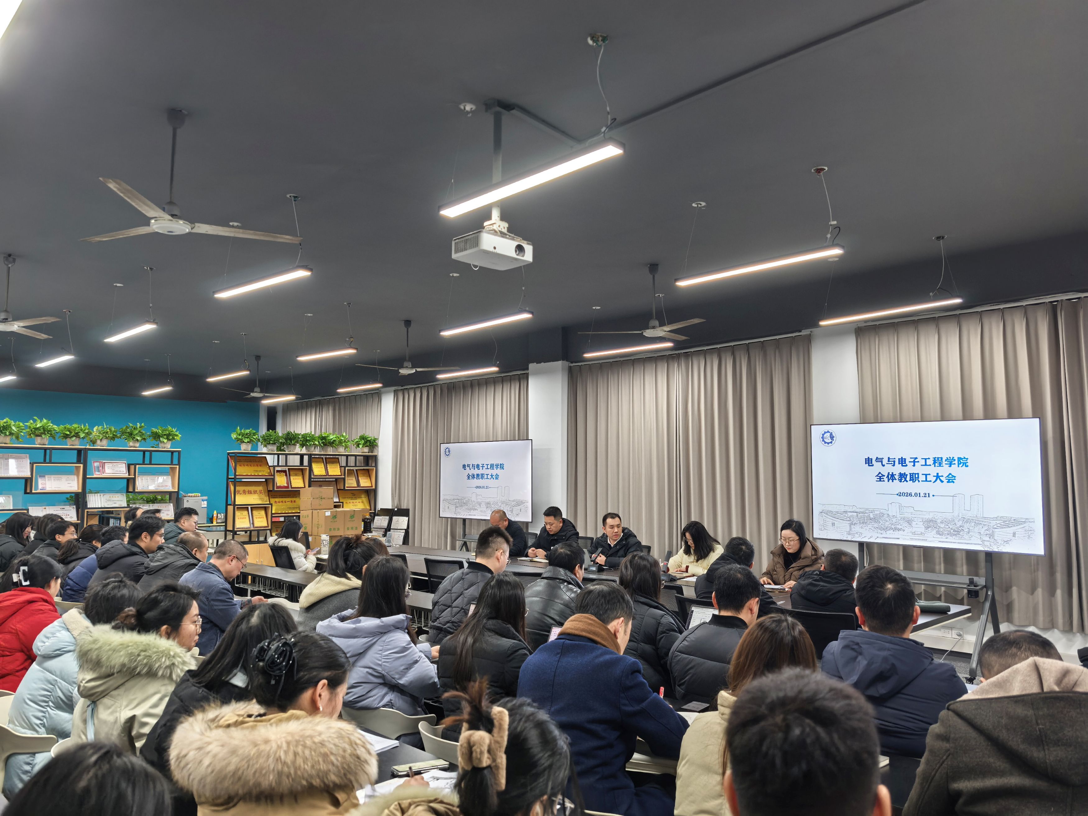 a58a17ee41715b131607760c577fcb5d(1)