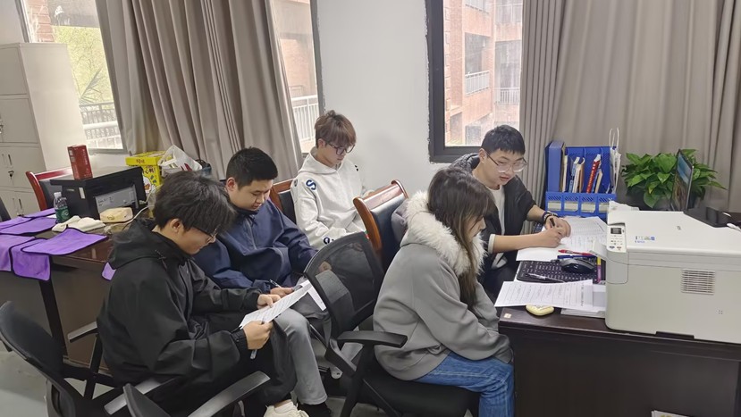 图片1 图片1