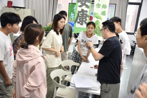 图片2 图片2