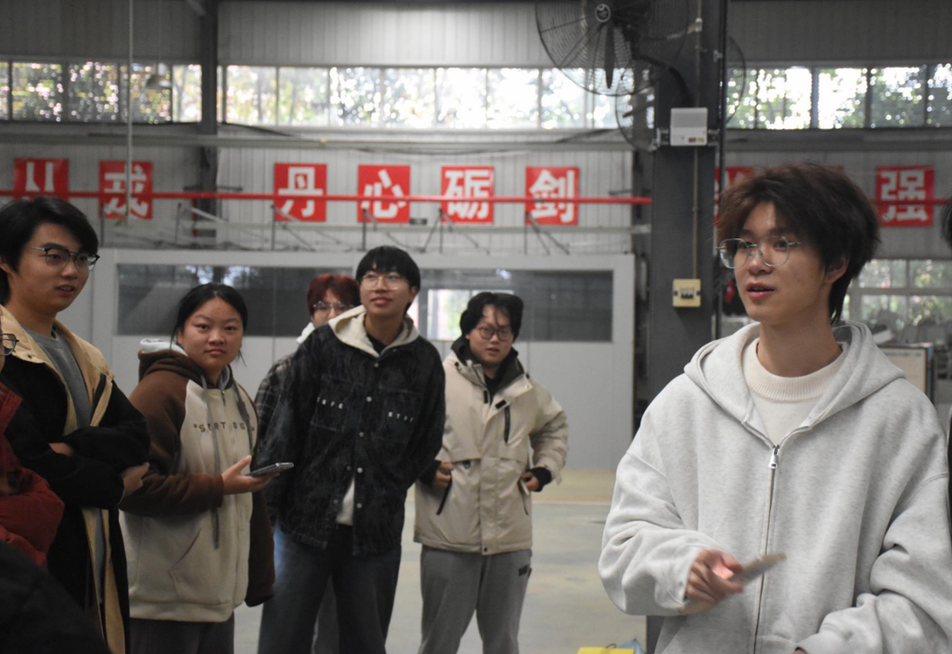 屏幕截图 2025-12-11 203339 屏幕截图 2025-12-11 203339